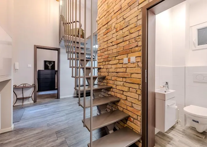 Anna's Ruin Corner *