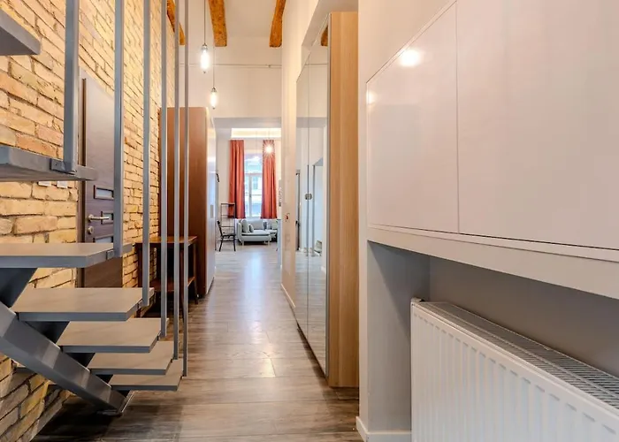 Anna's Ruin Corner * Budapest