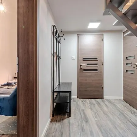 Anna's Ruin Corner Lägenhet *