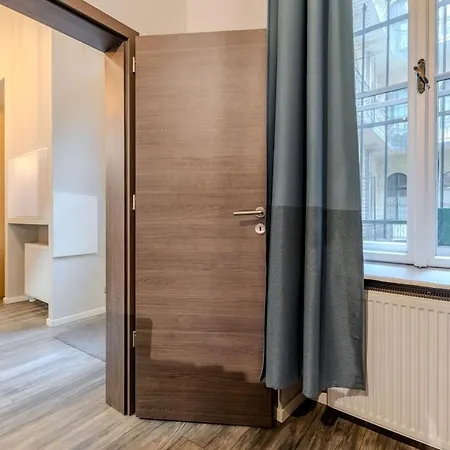 Anna's Ruin Corner *